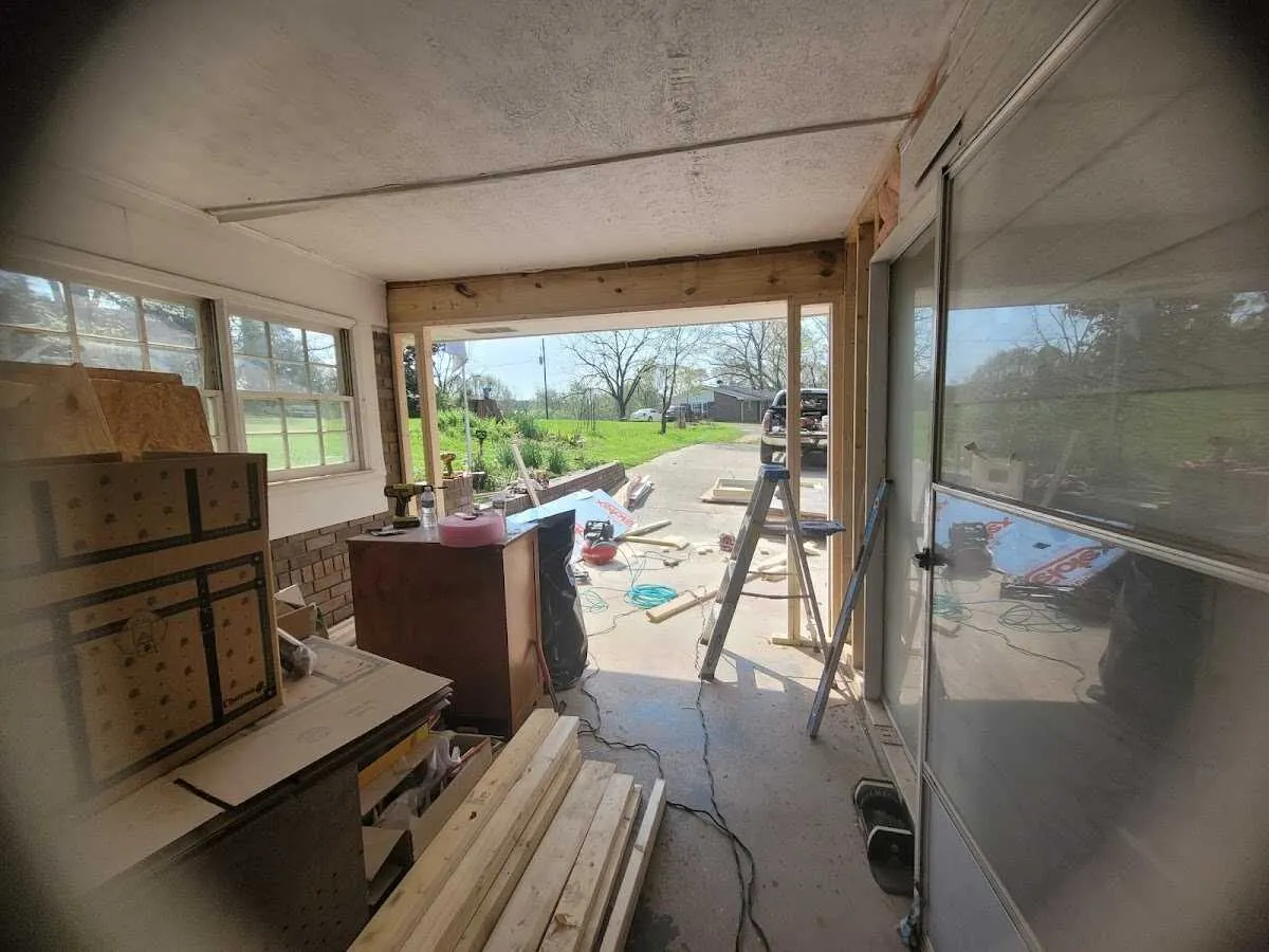 Air movers and dehumidifier for Drying & Dehumidification in Cordele